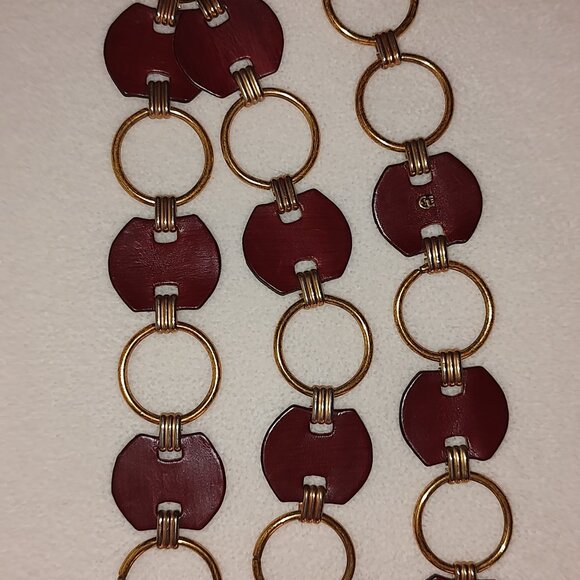 ETIENNE AIGNER VINTAGE BELT GOLD METAL LINKS BURGANDY LEATHER MEDALLIONS 40"L - Picture 5 of 5